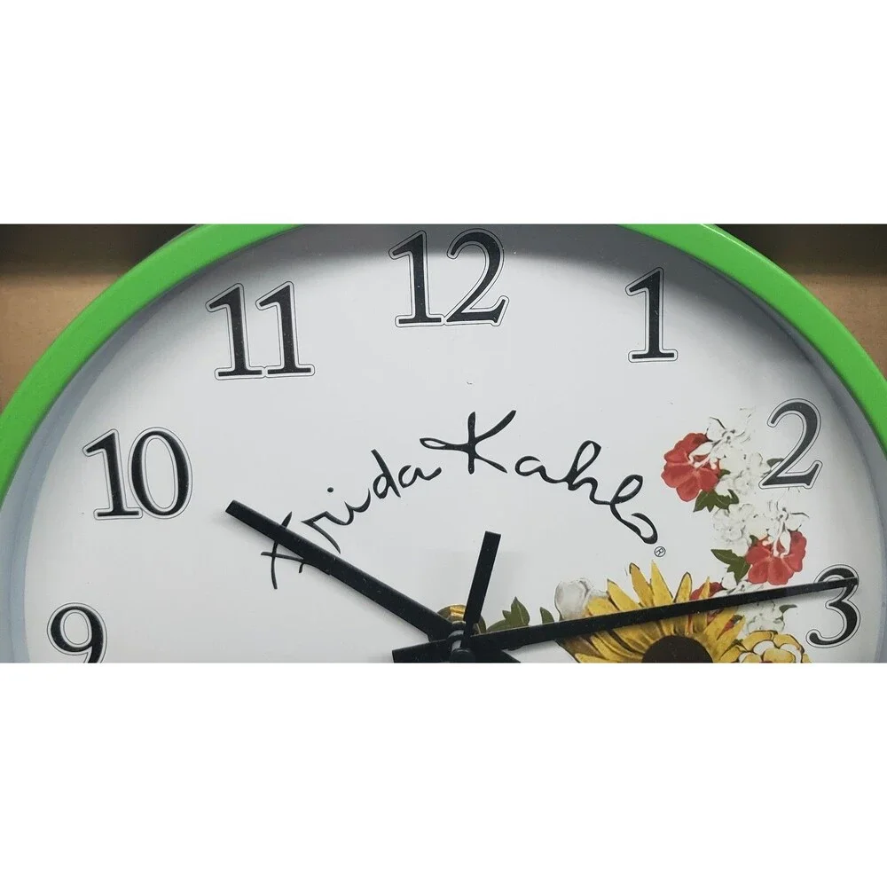 Plastic Decorative Wall Clock (9